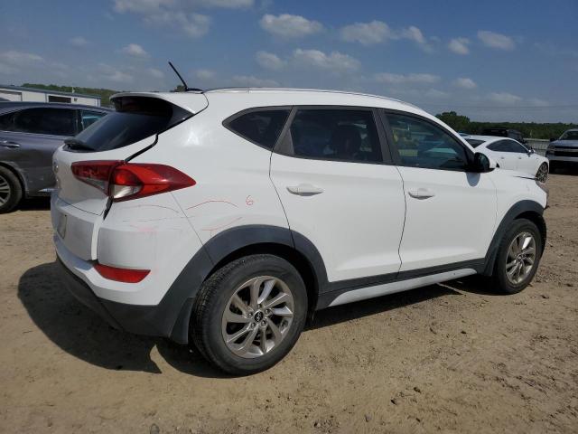 Parquets HYUNDAI TUCSON 2017 Biały