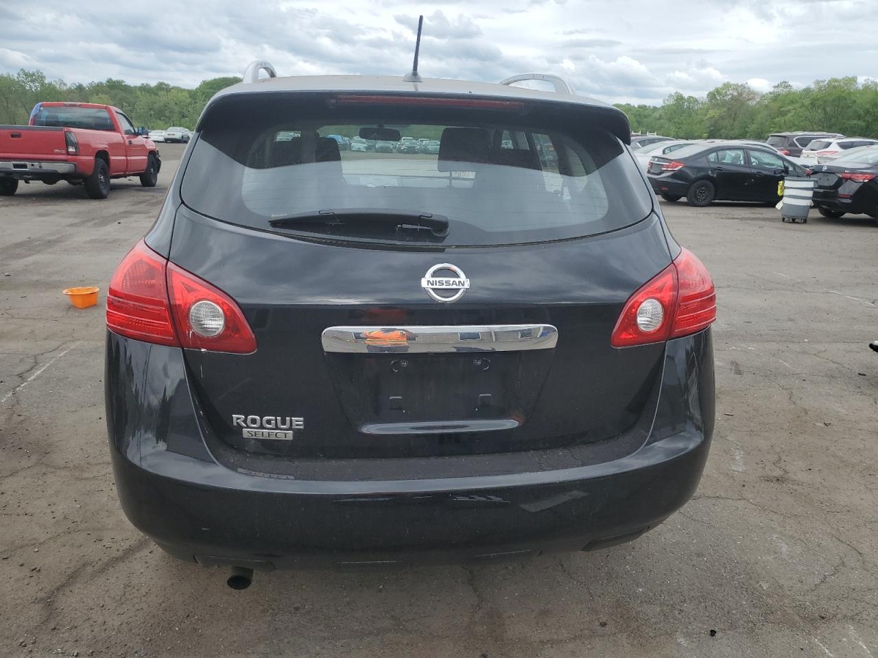 2015 Nissan Rogue Select S VIN: JN8AS5MV9FW764652 Lot: 56735095
