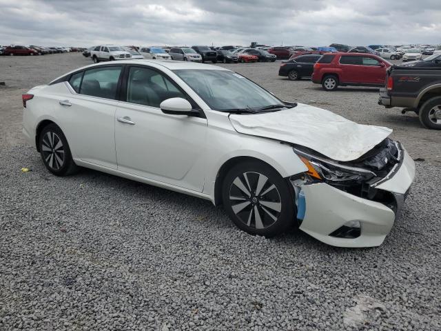  NISSAN ALTIMA 2021 Biały
