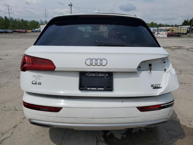  AUDI Q5 2018 Белы