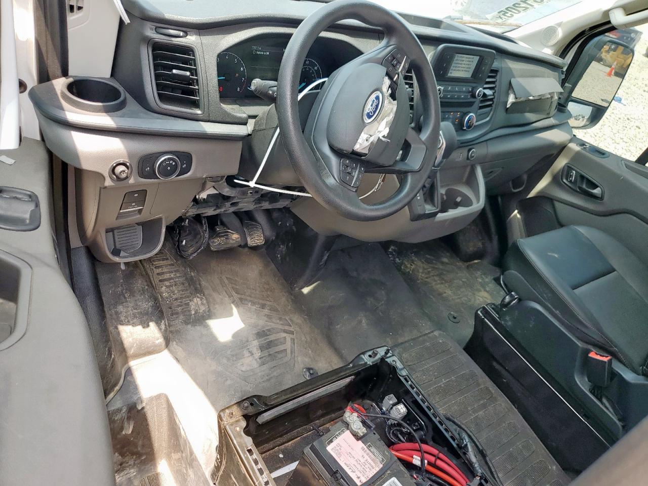 2022 Ford Transit T-250 VIN: 1FTBR1C86NKA18231 Lot: 56531205