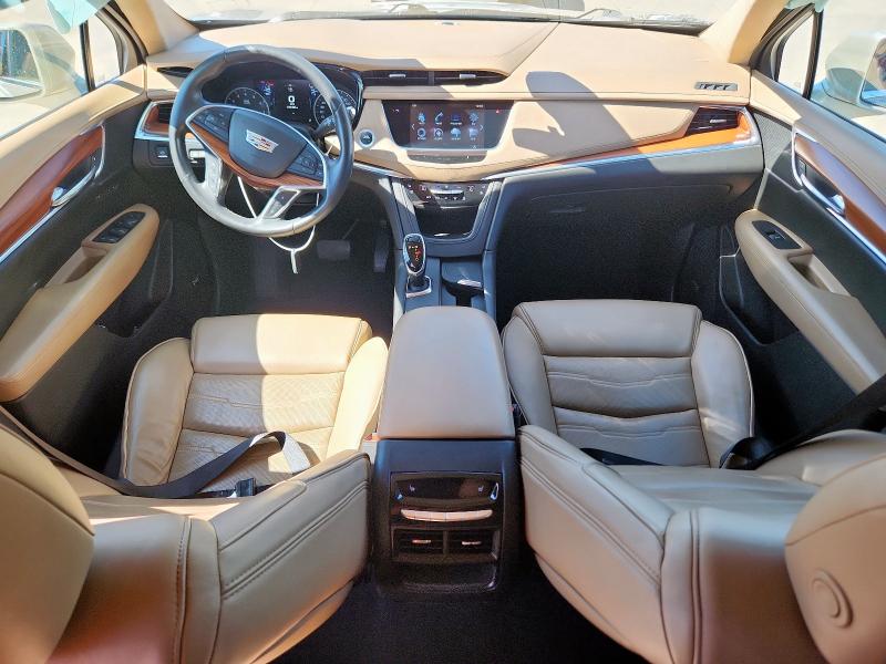  CADILLAC XT5 2017 Beige