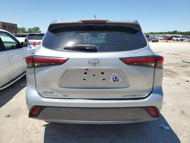  TOYOTA HIGHLANDER 2021 Srebrny