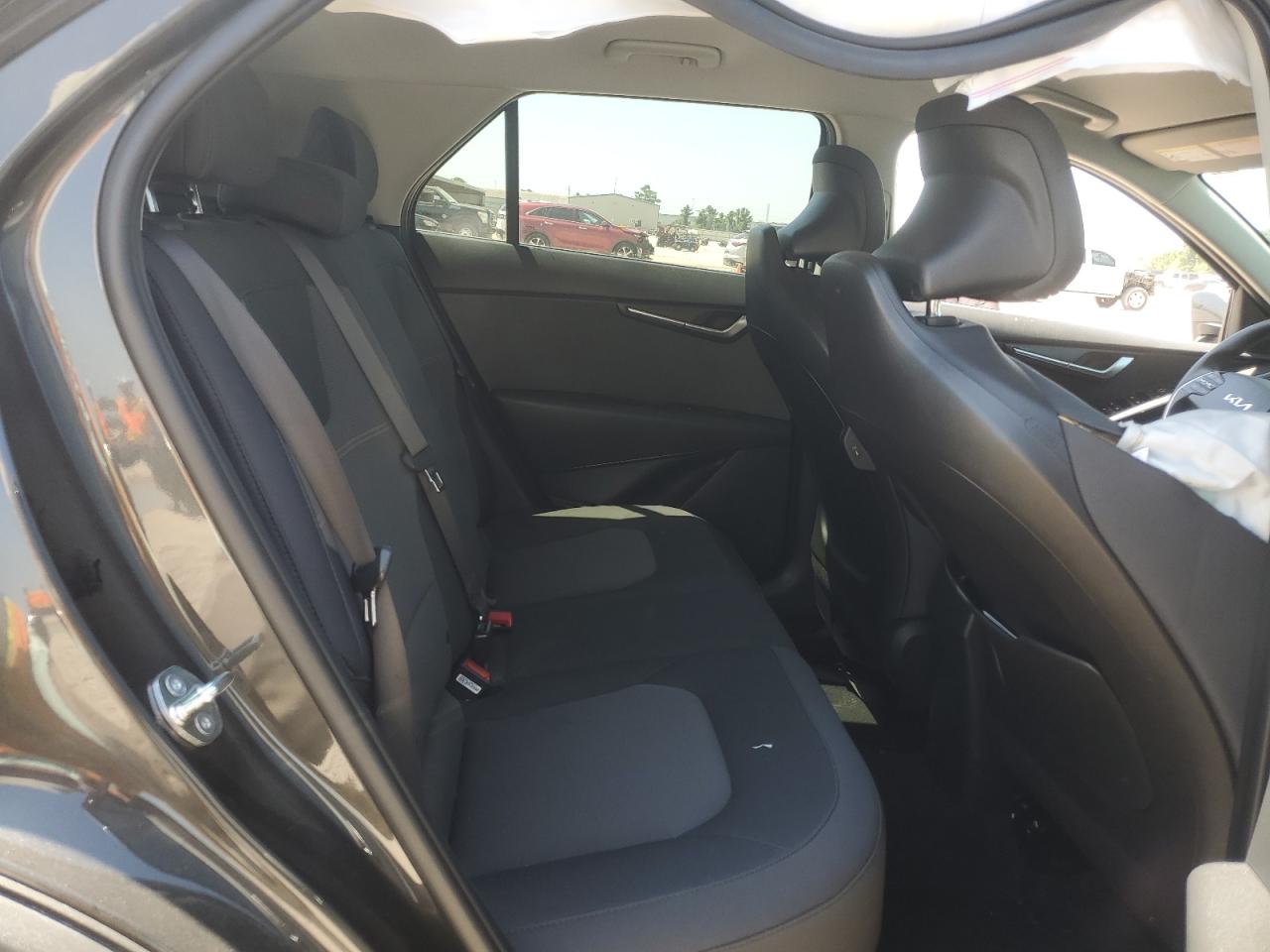 2023 Kia Niro Lx VIN: KNDCP3LE5P5096285 Lot: 56910935