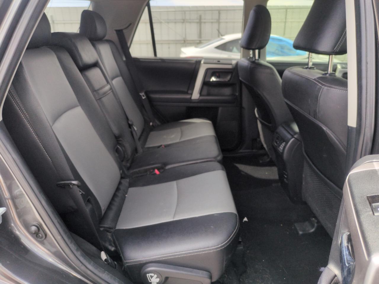 2019 Toyota 4Runner Sr5/Sr5 Premium VIN: JTEBU5JR3K5726282 Lot: 56761785