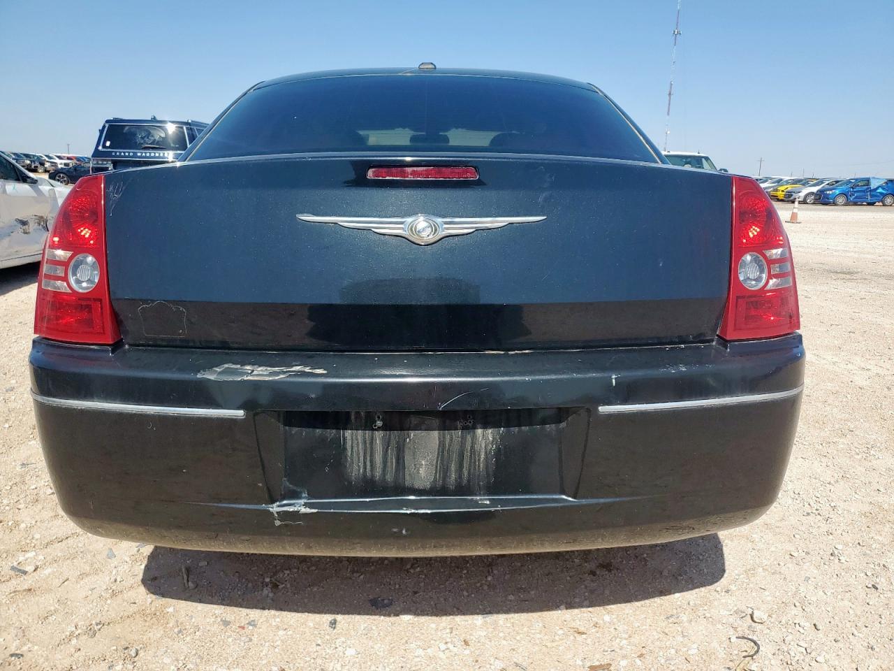 2010 Chrysler 300 Touring VIN: 2C3CA5CV6AH275825 Lot: 57561135