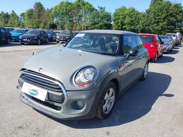 MINI ONE 2015