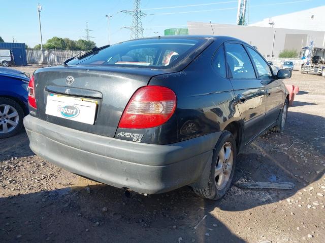 2001 TOYOTA AVENSIS GL