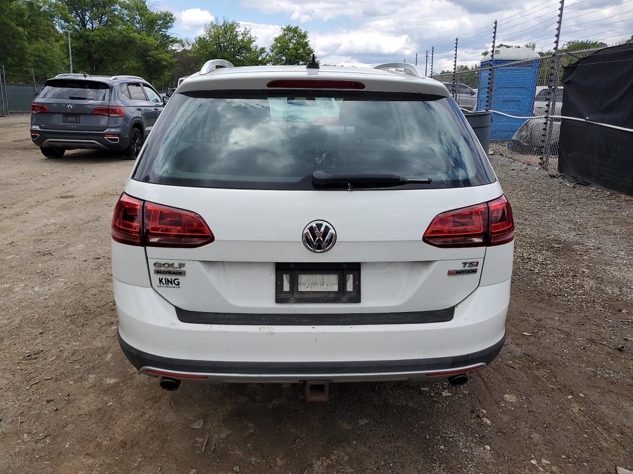 2017 Volkswagen Golf Alltrack S VIN: 3VWH17AU8HM518387 Lot: 57948315