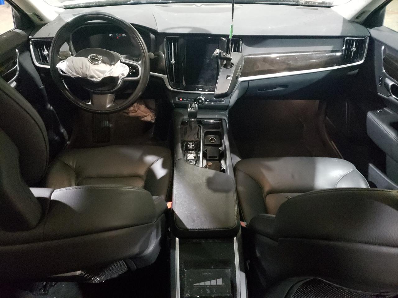 2018 Volvo S90 T6 Momentum VIN: LVY992MK8JP039196 Lot: 58869985