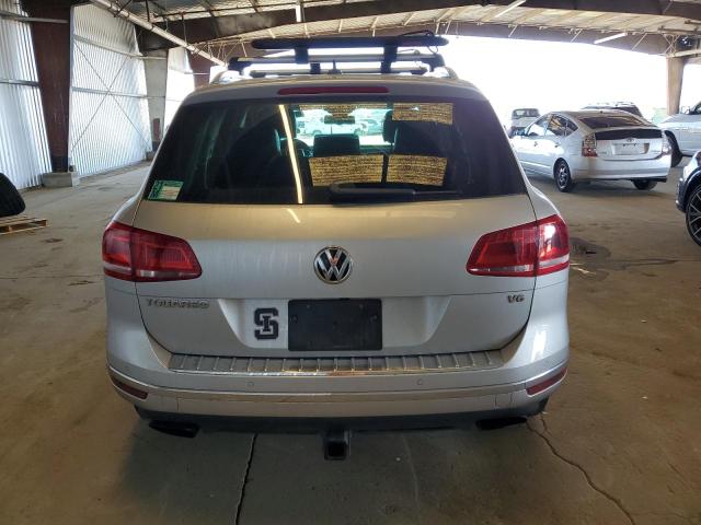  VOLKSWAGEN TOUAREG 2016 Silver