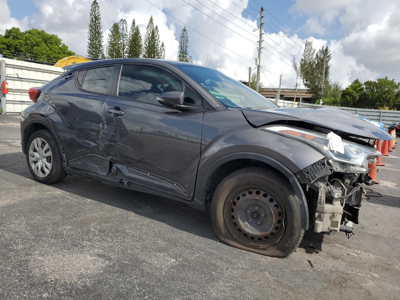 2019 Toyota C-Hr Xle VIN: NMTKHMBX4KR090223 Lot: 55732805