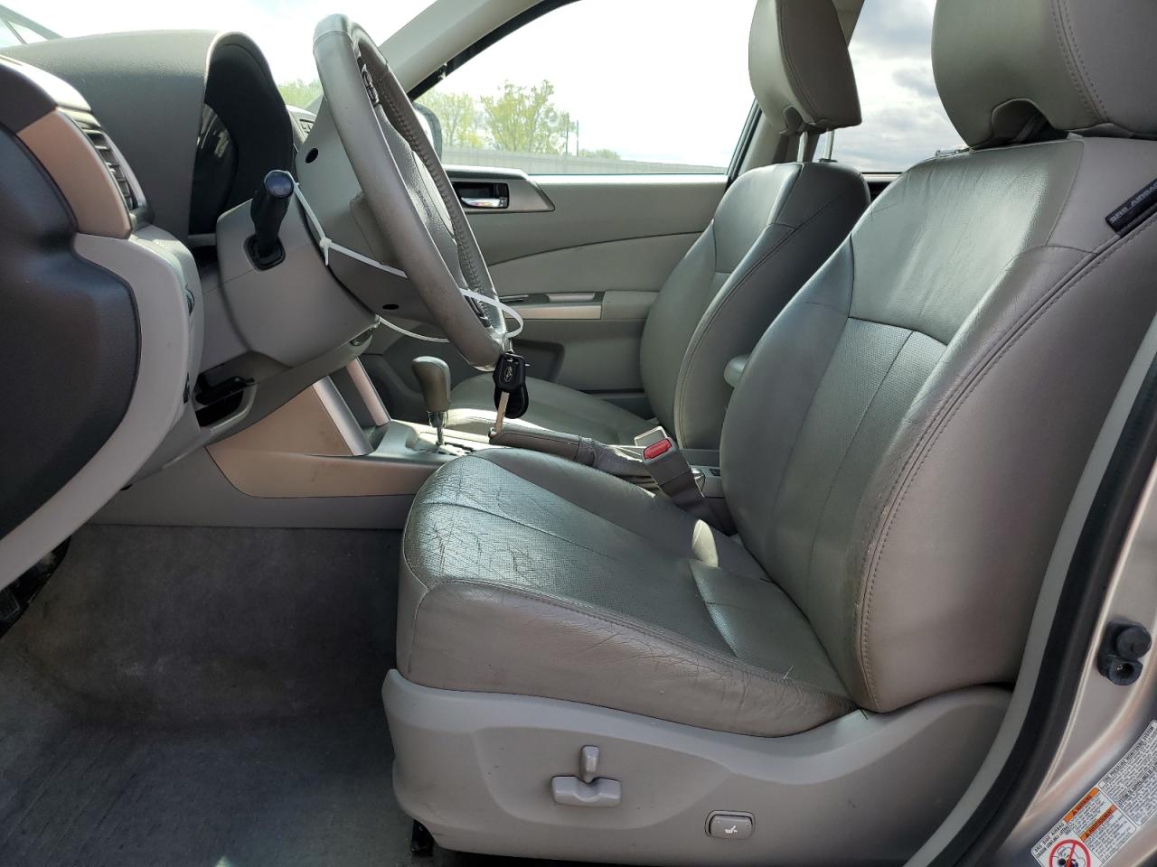 2010 Subaru Forester 2.5X Limited VIN: JF2SH6DC5AH909123 Lot: 56721635