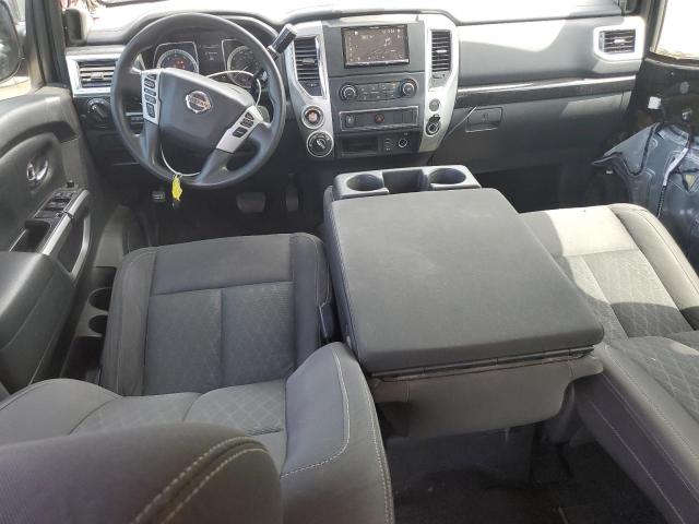  NISSAN TITAN 2017 Black
