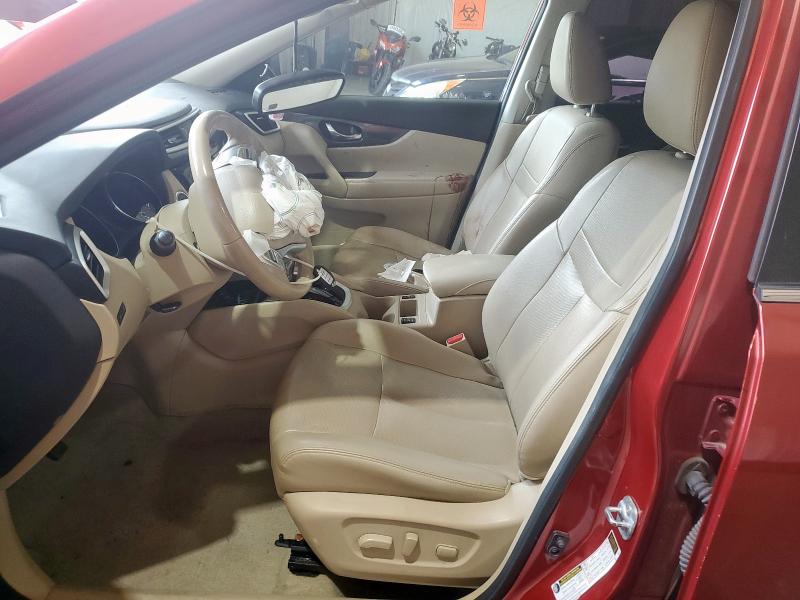  NISSAN ROGUE 2015 Czerwony