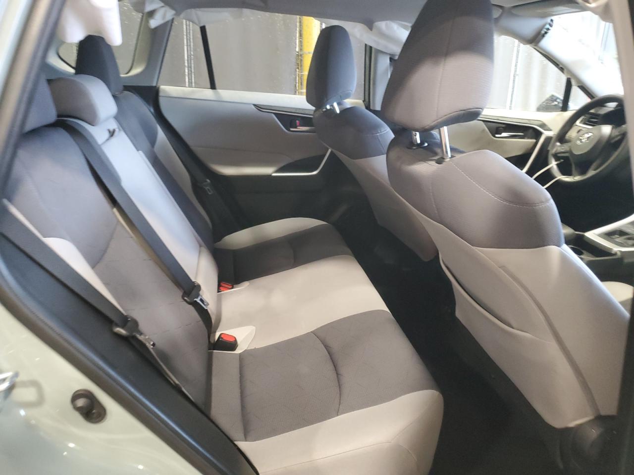 2020 Toyota Rav4 Xle VIN: JTMW1RFV8LD520426 Lot: 56745705