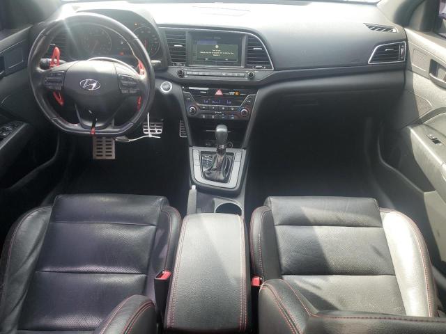  HYUNDAI ELANTRA 2018 Белый