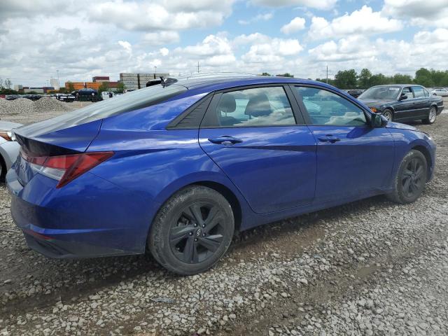  HYUNDAI ELANTRA 2022 Синий