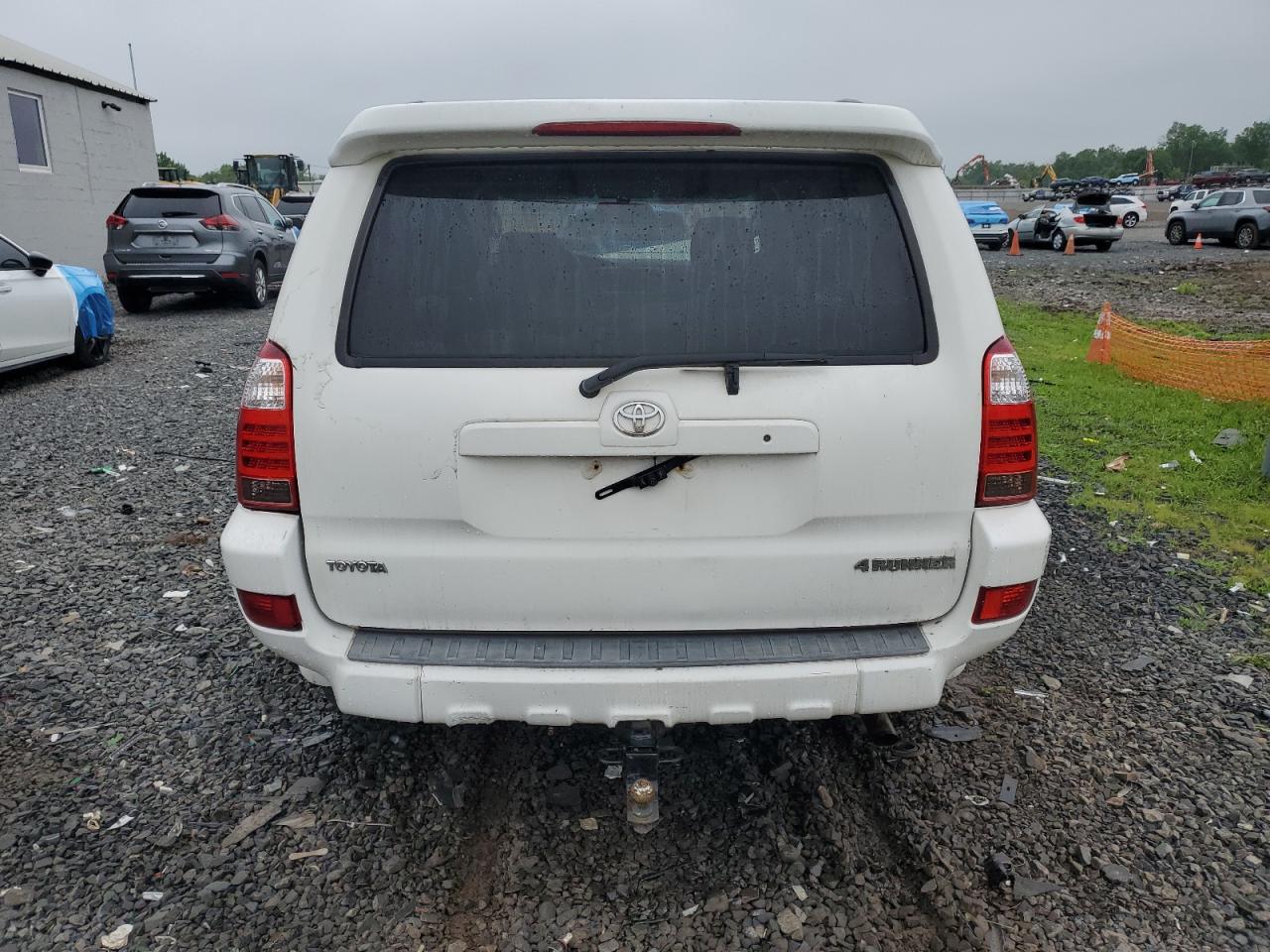 2005 Toyota 4Runner Sr5 VIN: JTEBU14RX50071270 Lot: 57030285