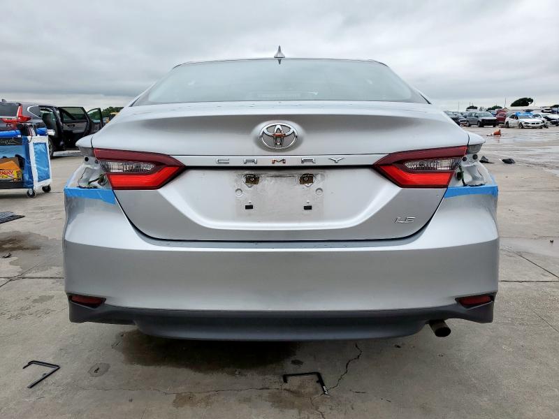  TOYOTA CAMRY 2022 Сріблястий