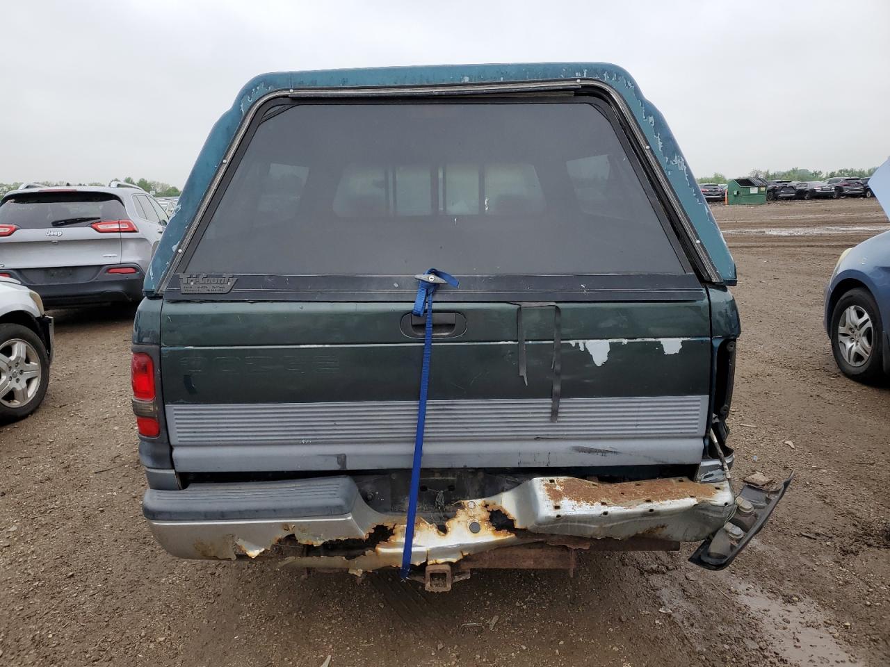 1994 Dodge Ram 1500 VIN: 1B7HC16Z6RS661927 Lot: 57590405