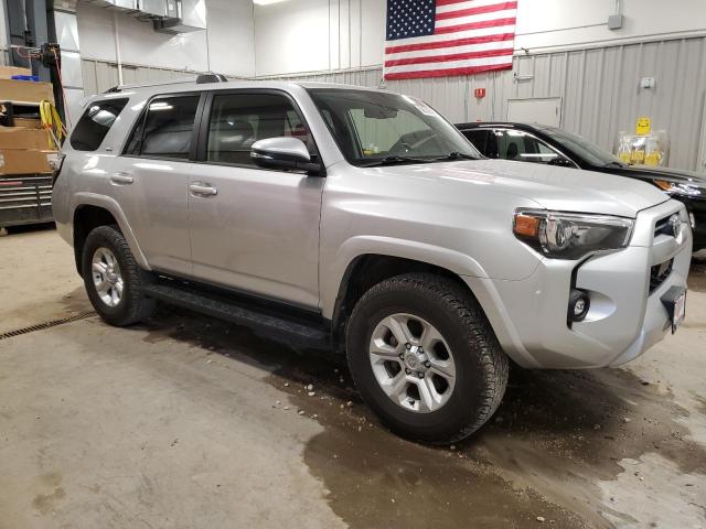  TOYOTA 4RUNNER SE 2023 Серебристый
