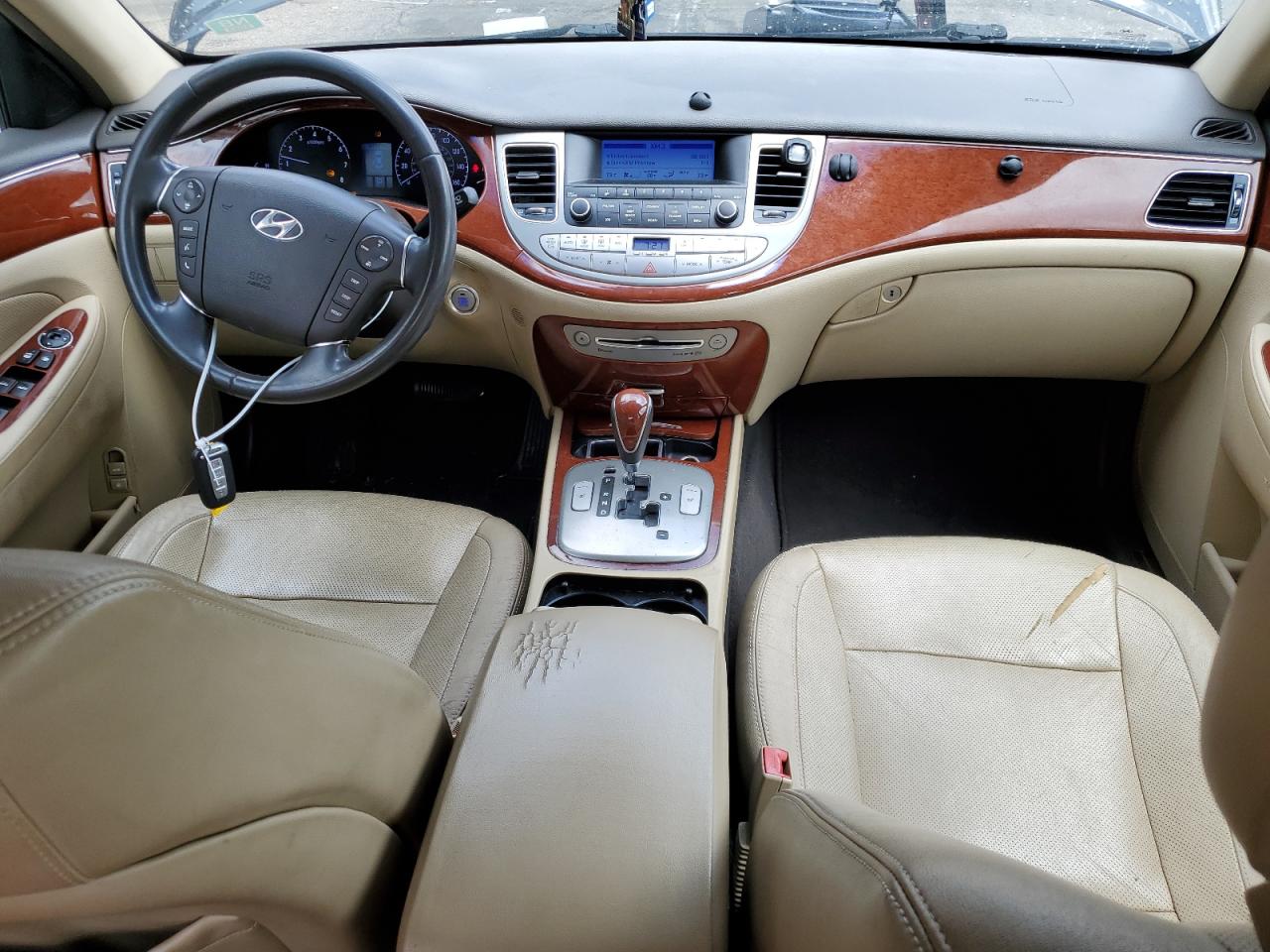 2013 Hyundai Genesis 3.8L VIN: KMHGC4DD9DU246369 Lot: 84050935