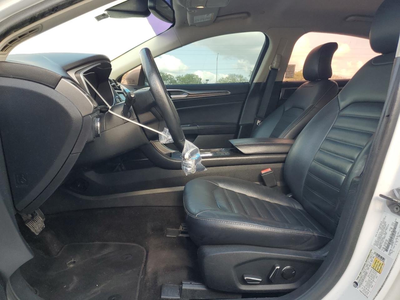 2018 Ford Fusion Se Hybrid VIN: 3FA6P0LU5JR281899 Lot: 54033885