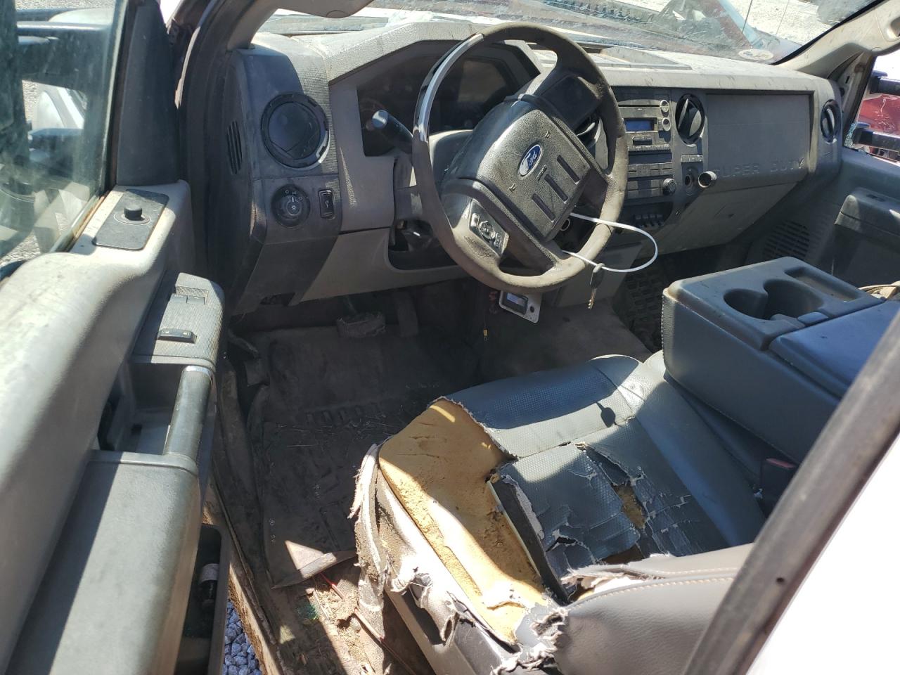 2011 Ford F350 Super Duty VIN: 1FDRF3HT6BEB73819 Lot: 53517645