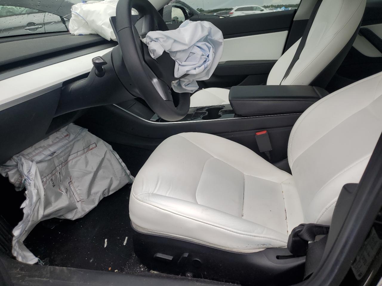 2019 Tesla Model 3 VIN: 5YJ3E1EB9KF390552 Lot: 55606385