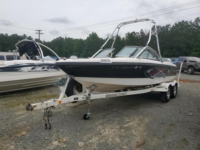 2002 MASTERCRAFT BOAT  