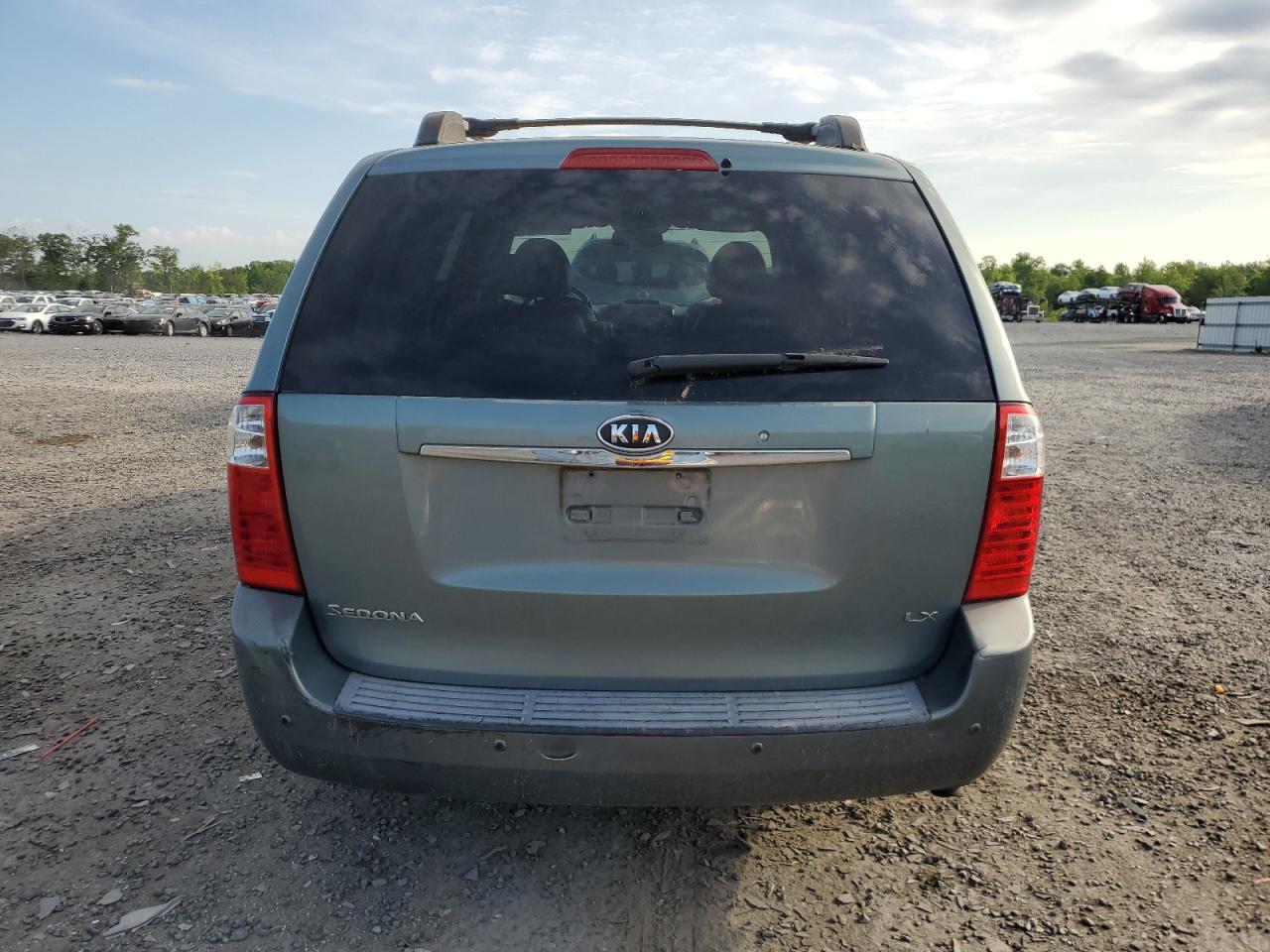 2007 Kia Sedona Ex VIN: KNDMB233076112737 Lot: 56305385
