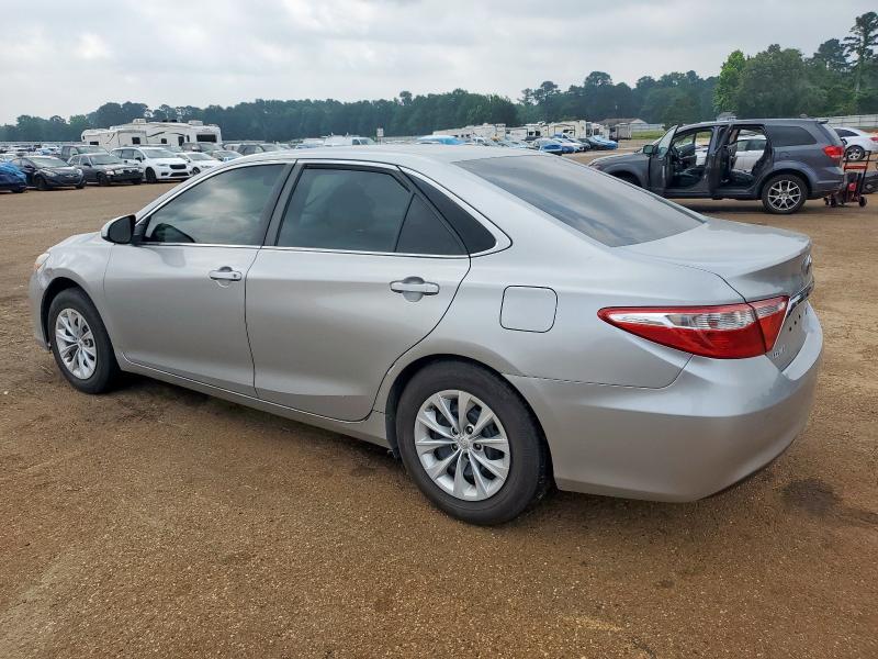  TOYOTA CAMRY 2017 Серебристый