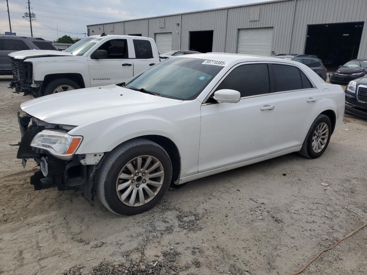 2014 Chrysler 300 للبيع في Jacksonville، FL - Front End