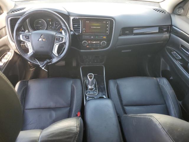  MITSUBISHI OUTLANDER 2018 Белый