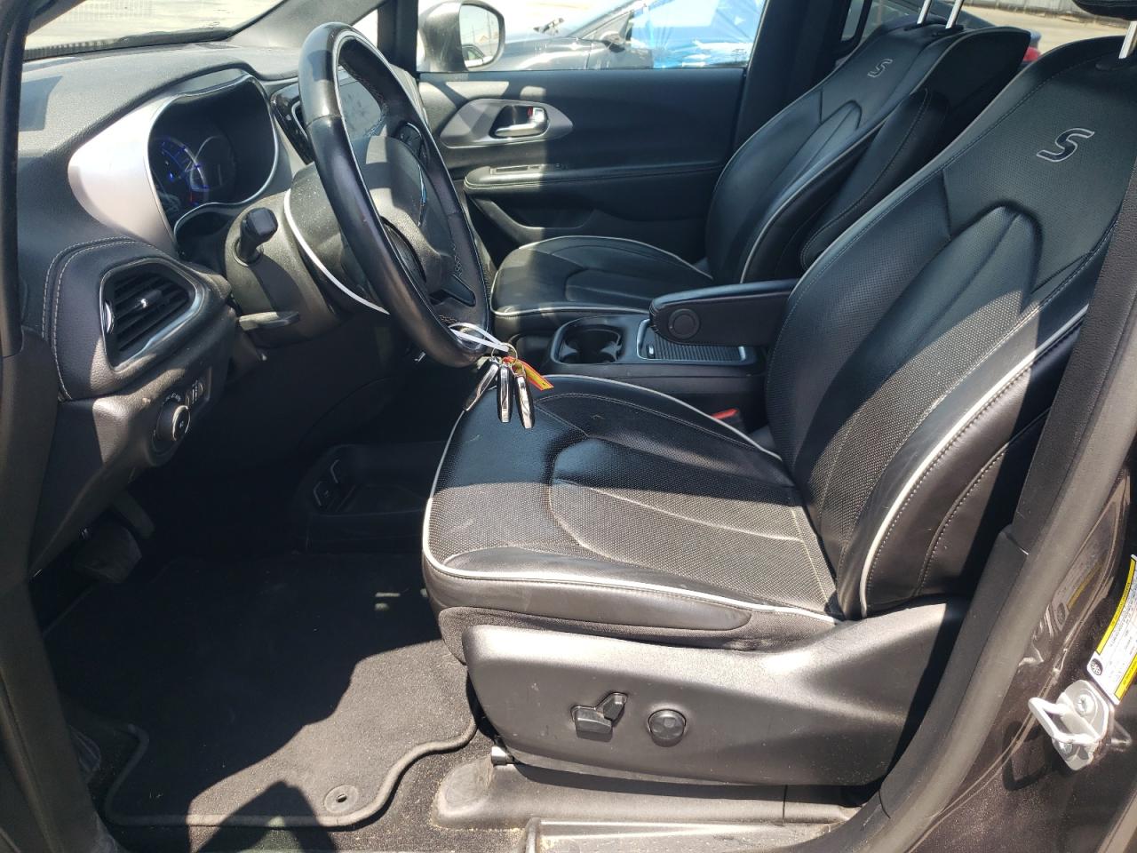 2020 Chrysler Pacifica Hybrid Limited VIN: 2C4RC1N75LR288019 Lot: 57357655