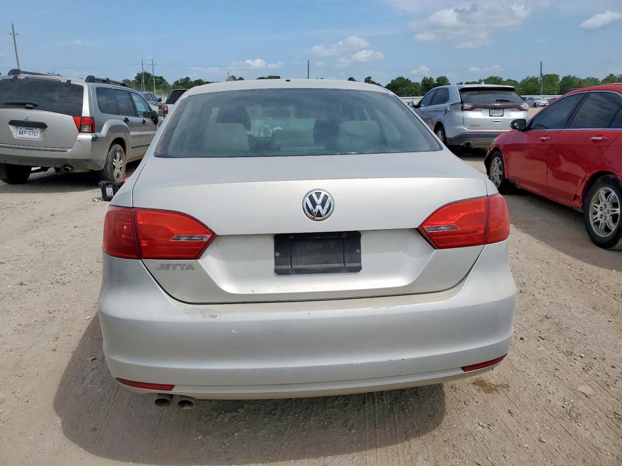 2011 Volkswagen Jetta Base VIN: 3VW2K7AJ4BM016704 Lot: 57724215