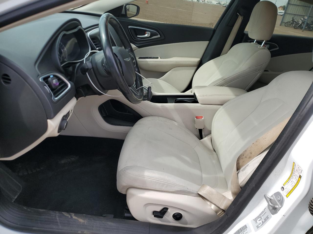 2015 Chrysler 200 Limited VIN: 1C3CCCABXFN730164 Lot: 58203445