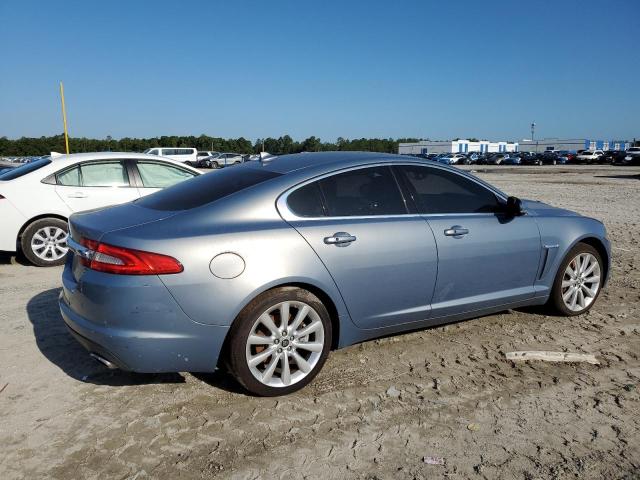 Sedans JAGUAR XF 2013 Granatowy