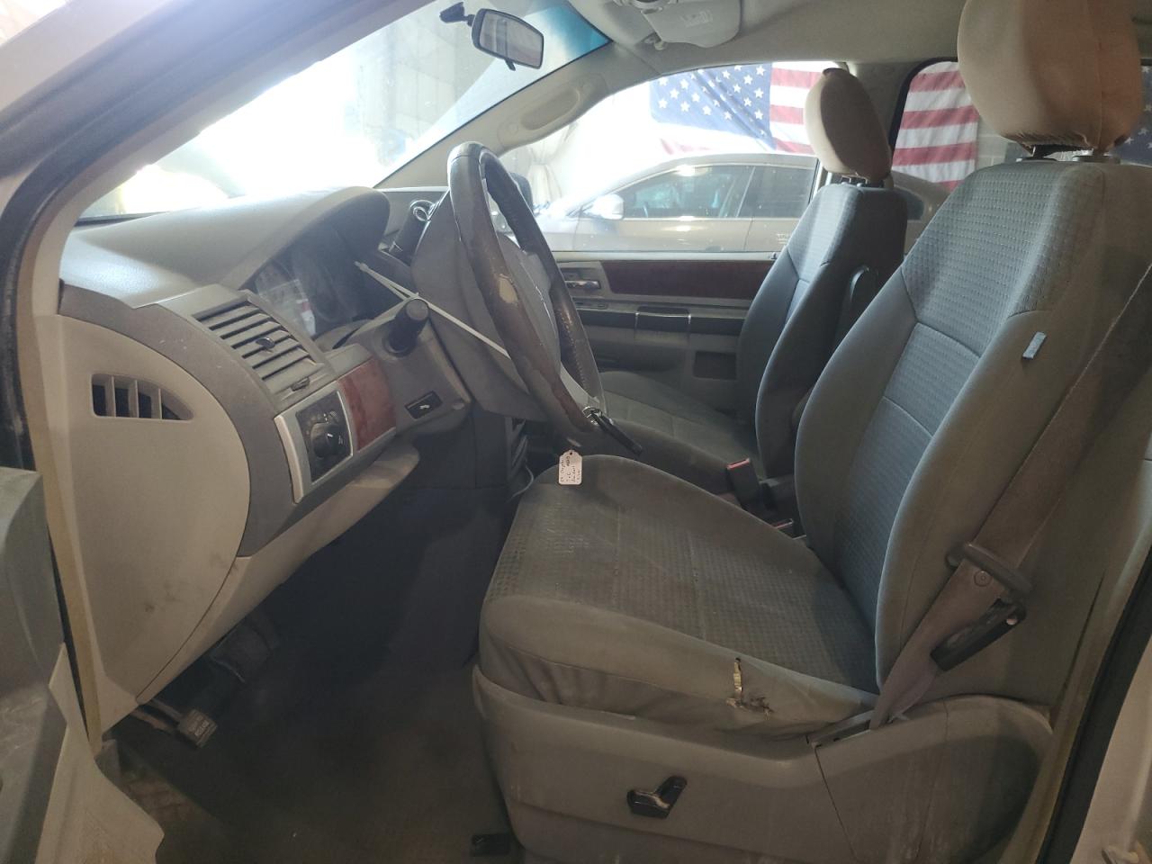 2009 Chrysler Town & Country Touring VIN: 2A8HR54149R558213 Lot: 56735045