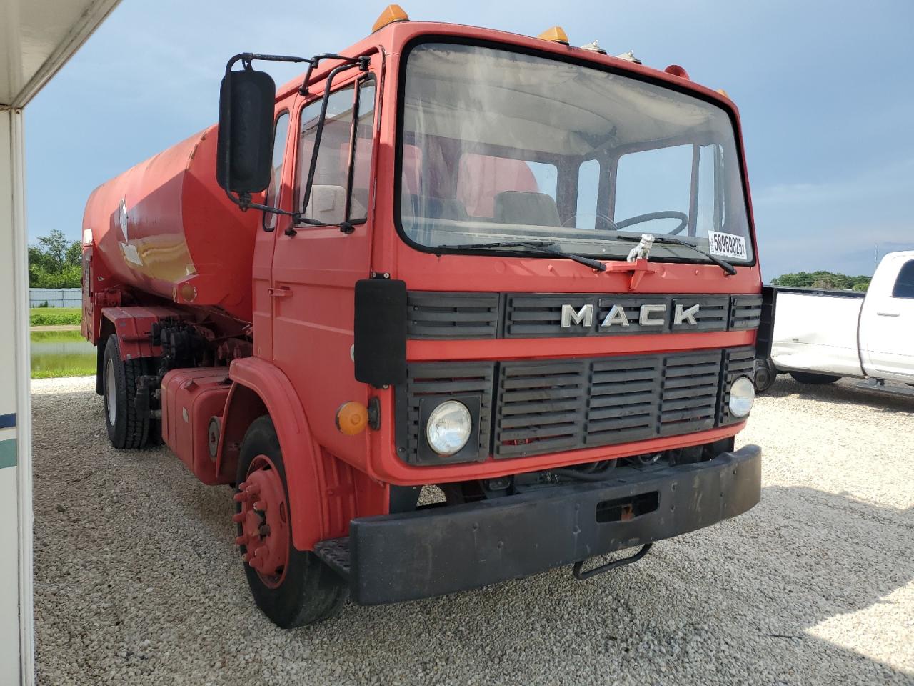 1985 Mack 250 Ms250 for Sale in Arcadia, FL - Minor Dent/Scratches