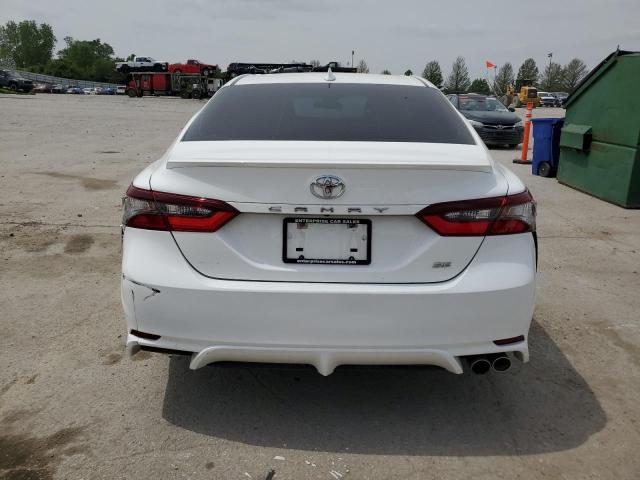  TOYOTA CAMRY 2021 Белый
