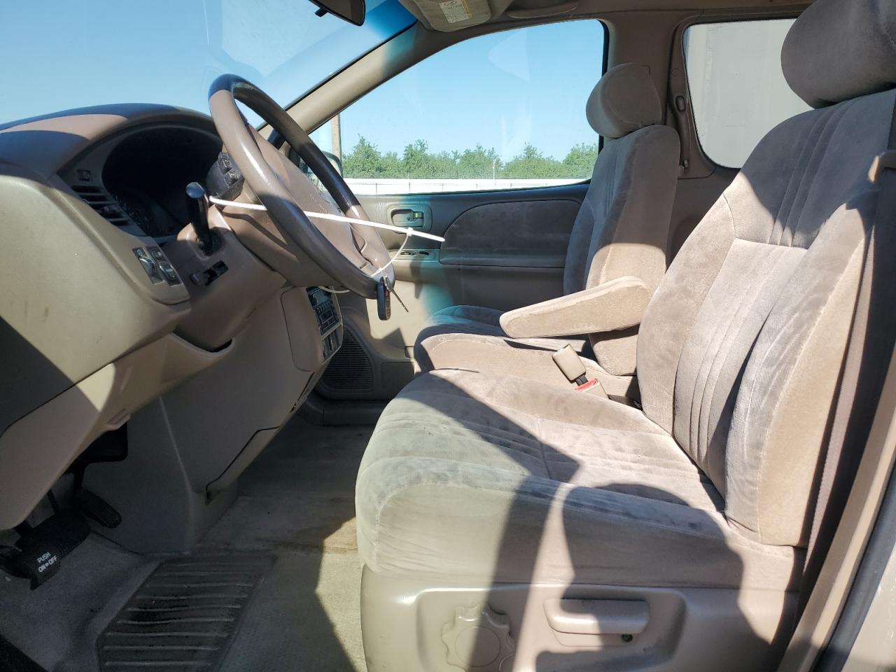 2002 Toyota Sienna Le VIN: 4T3ZF13C22U423405 Lot: 53753045