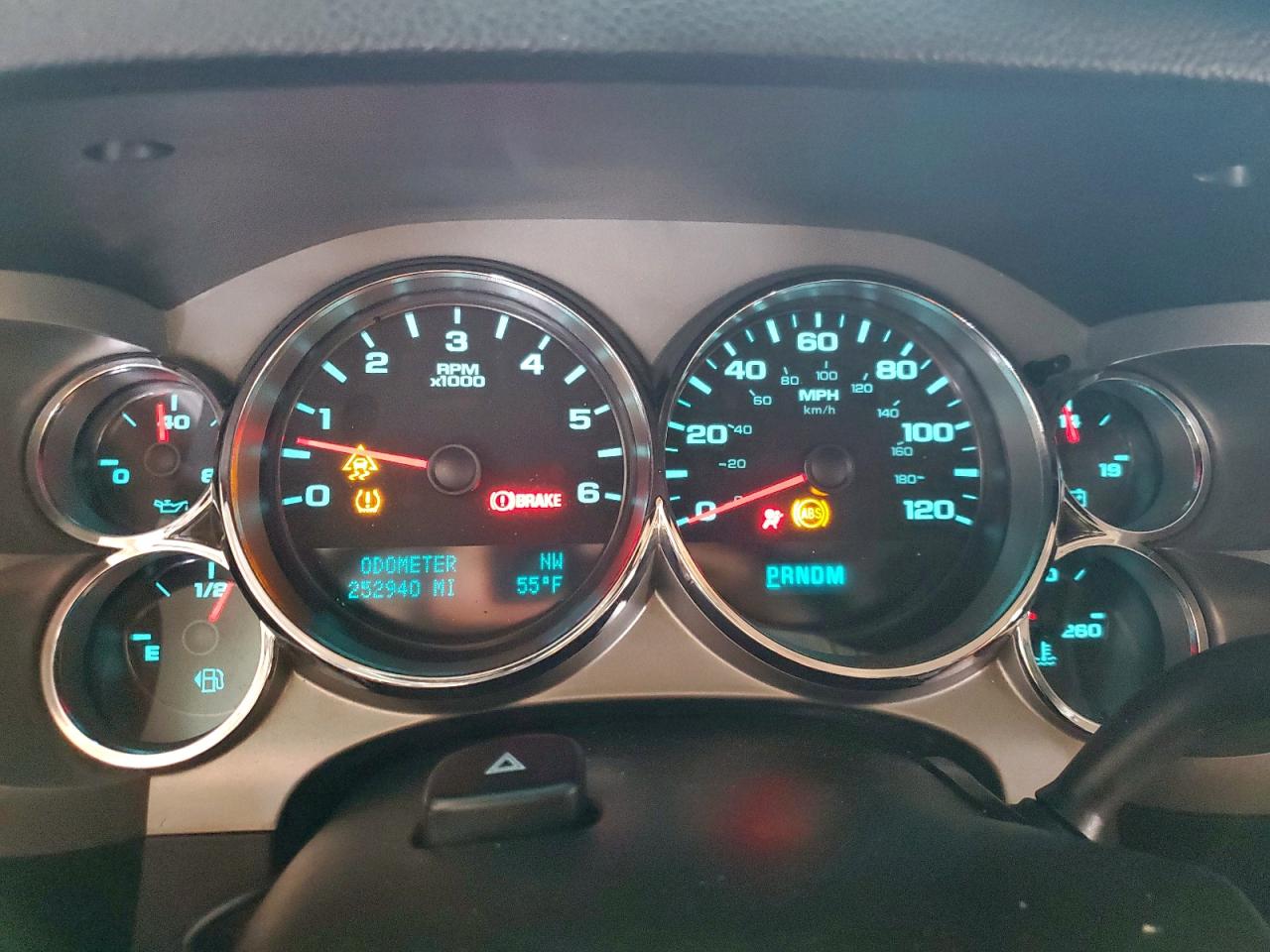 2010 Chevrolet Silverado C1500 Lt VIN: 1GCSCSE04AZ272634 Lot: 58812435
