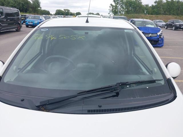 2011 TOYOTA AYGO GO VV