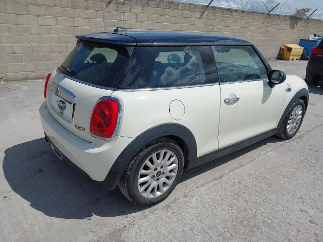 2015 MINI COOPER