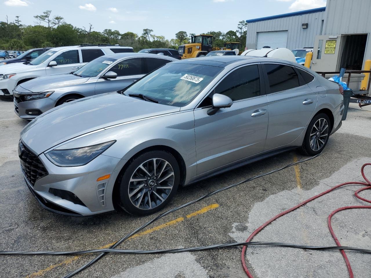 2020 Hyundai Sonata Limited for Sale in Fort Pierce, FL - Side