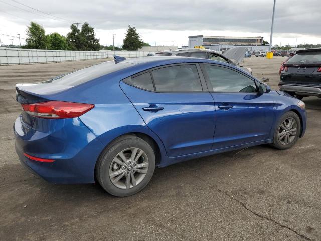  HYUNDAI ELANTRA 2018 Синий
