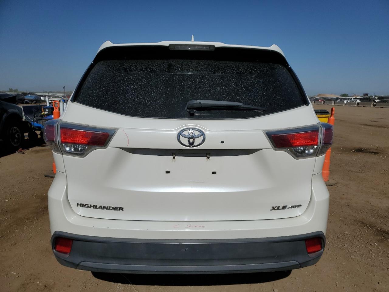 2016 Toyota Highlander Xle VIN: 5TDJKRFH4GS246539 Lot: 56583125