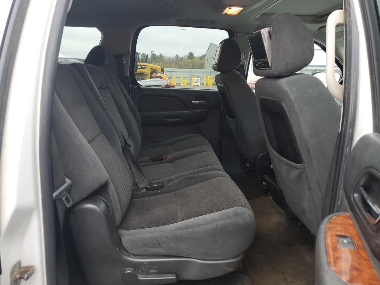 2007 Chevrolet Suburban K1500 VIN: 1GNFK16317R407947 Lot: 56342265